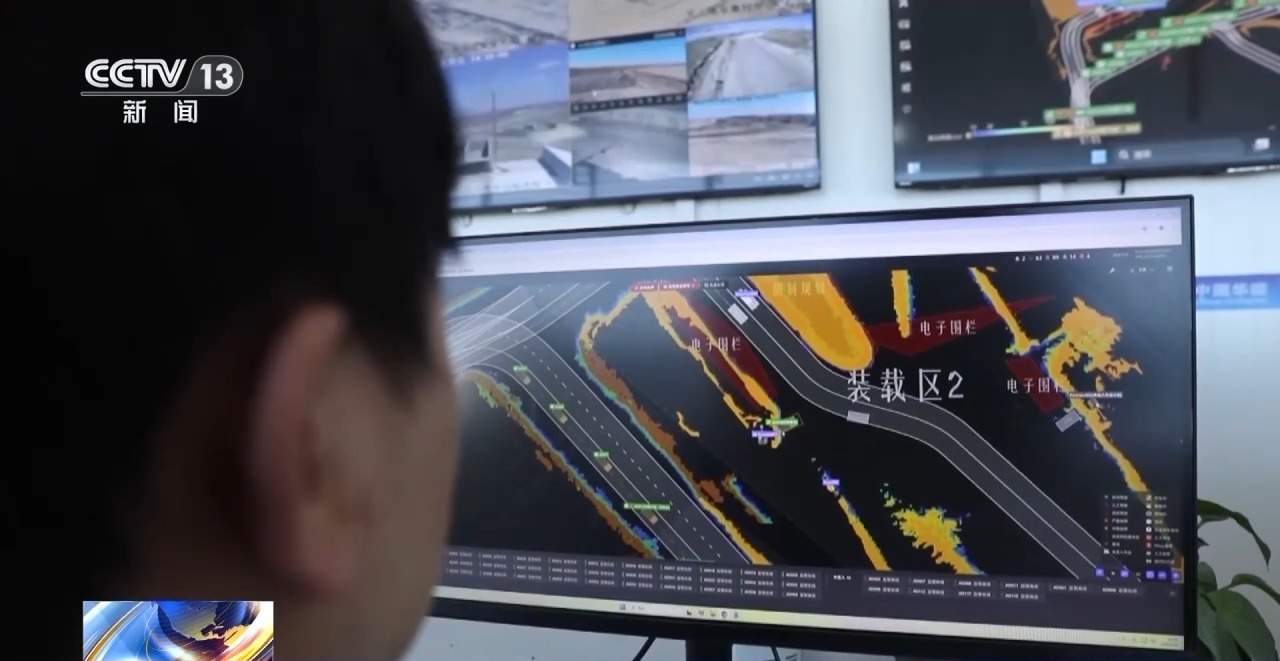 我国首个百台级纯电动无人矿卡集群投运