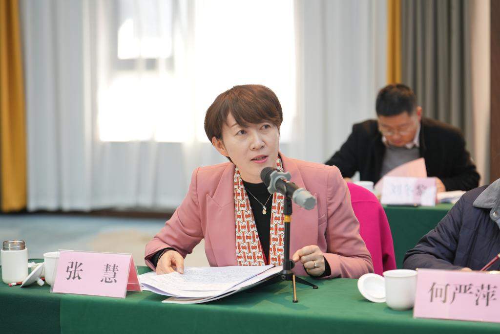 代表委员履职故事丨全国人大代表张慧：以法律专长助力基层治理与民企发展