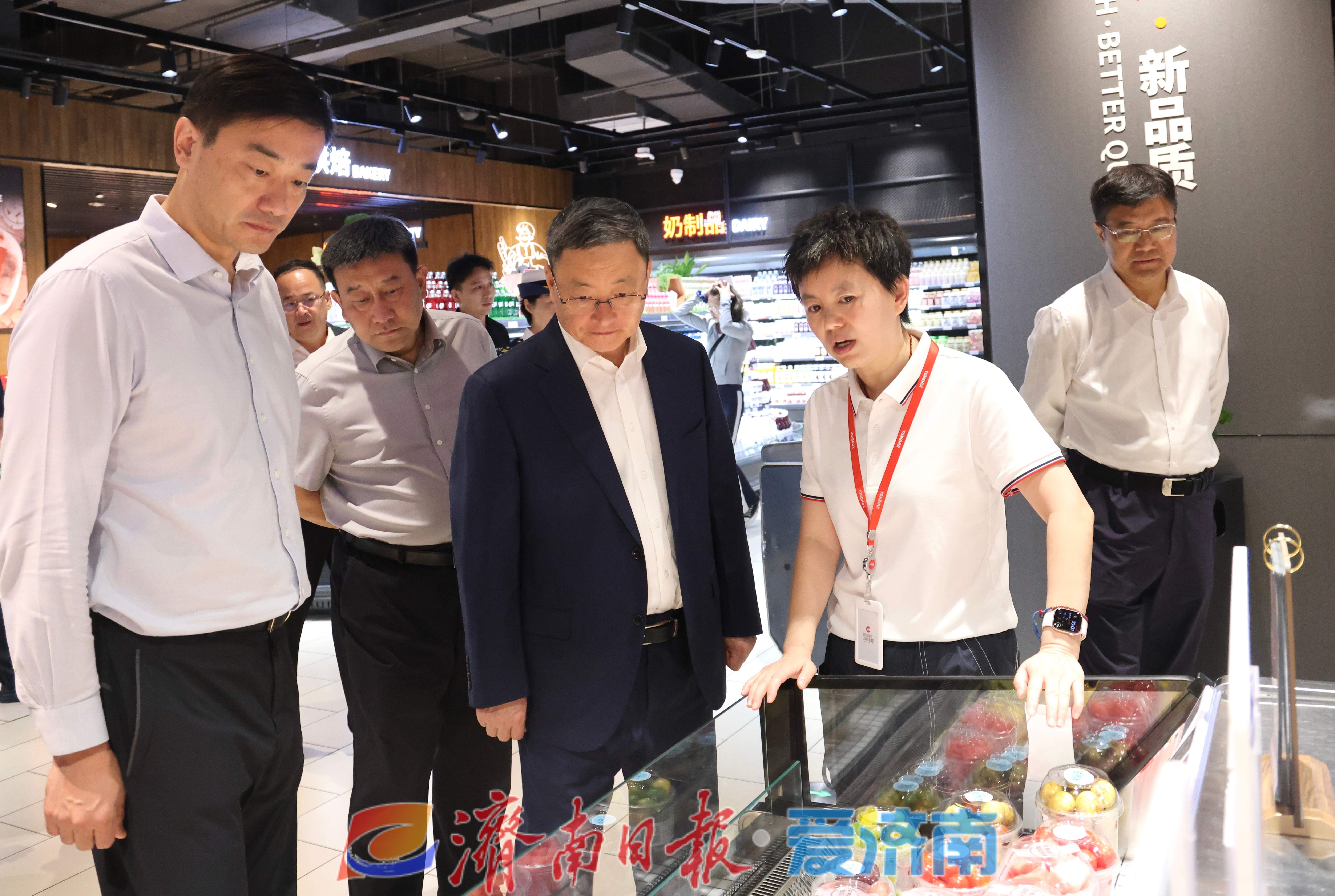 于海田调研督导节日市场供应和安全生产工作时强调：细化服务举措 守牢安全底线 确保全市人民欢乐平安祥和过节