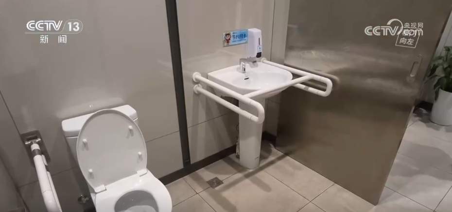 新业态、新场景 多个商圈消费焕新升级 创新模式激活“银发经济”新动能