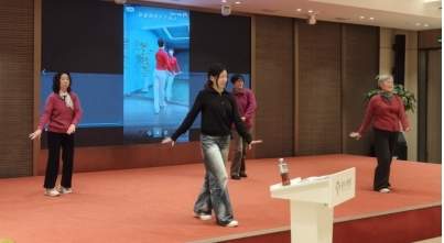 国华·合悦家迎新会：构建精神家园，让养老成为温暖的重逢