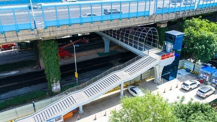 泉城再添“空中走廊”，济南4座人行天桥“五一”前正式启用