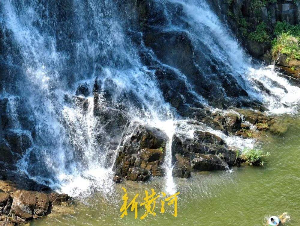 一年四季 泉在济南｜秋瀑潺潺送清凉，初秋黄巢瀑布风光在线