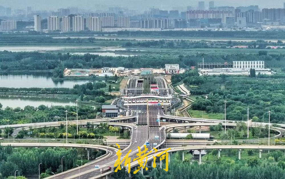 从“摆渡船”到5分钟穿黄，济南黄岗路黄河隧道通车首日获市民点赞