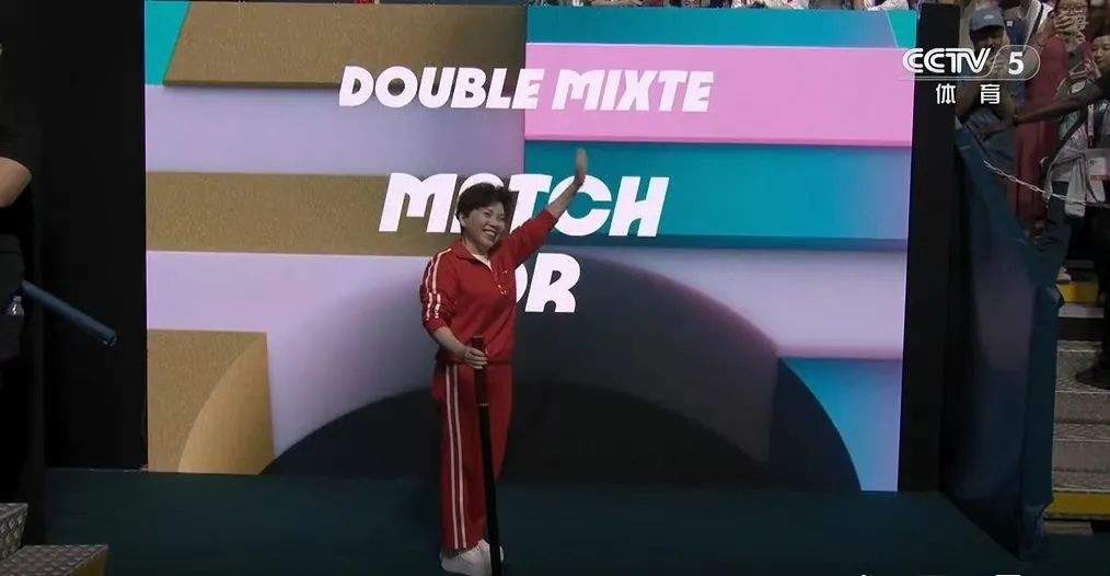 谁懂啊 混双决赛前邓亚萍为啥敲三下木棍