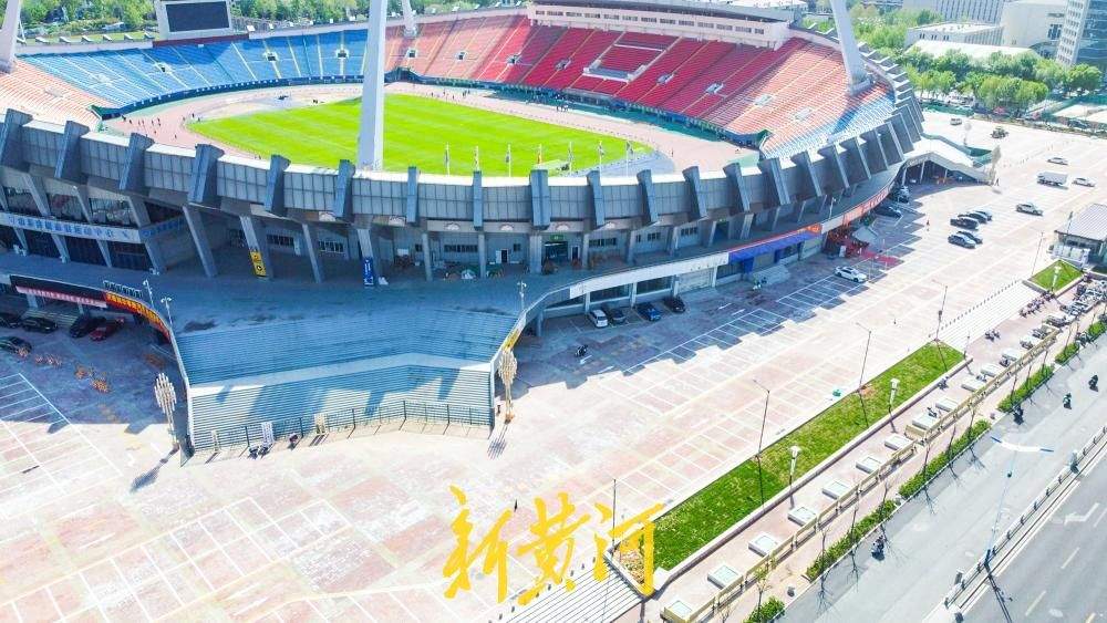 济南：省体新增约500个停车位 地铁施工区域“还地于停”