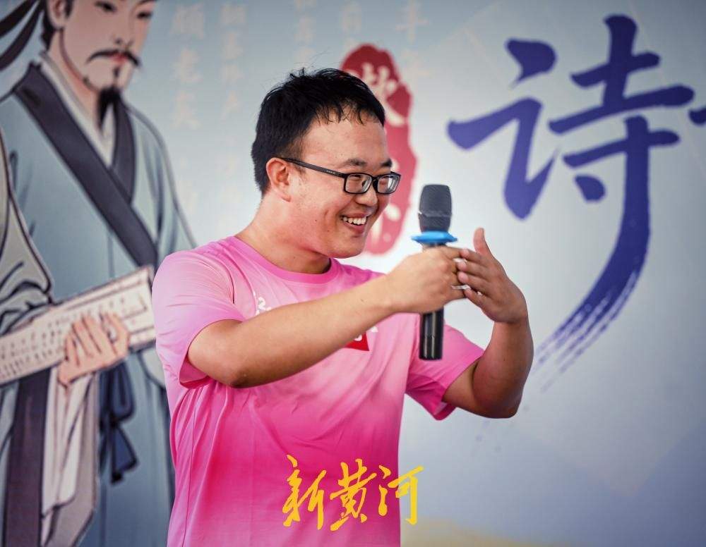 泉水节“漱玉杯”诗词擂台赛烽火又起 诗词英雄不问年纪