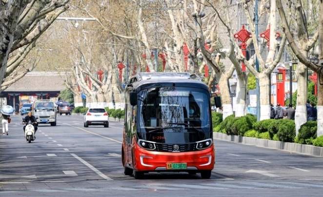 济南公交：扮靓城市流动风景线，打造人民满意公交