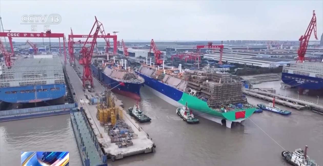“下水就像下饺子”！中国造船业三大指标连续15年全球第一