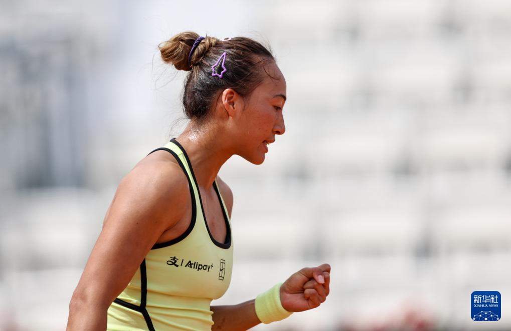 WTA1000罗马站：郑钦文晋级