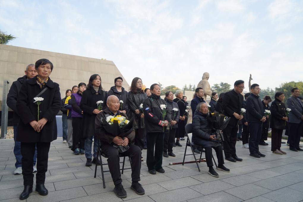 南京举行大屠杀死难者家庭祭告活动 在世幸存者仅剩24人