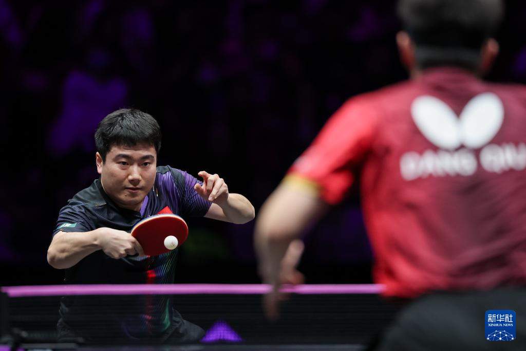 乒乓球——WTT重庆冠军赛：梁靖崑无缘男单八强