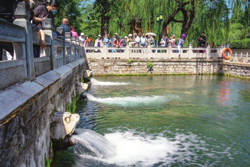 听，泉与城的“美妙共鸣”