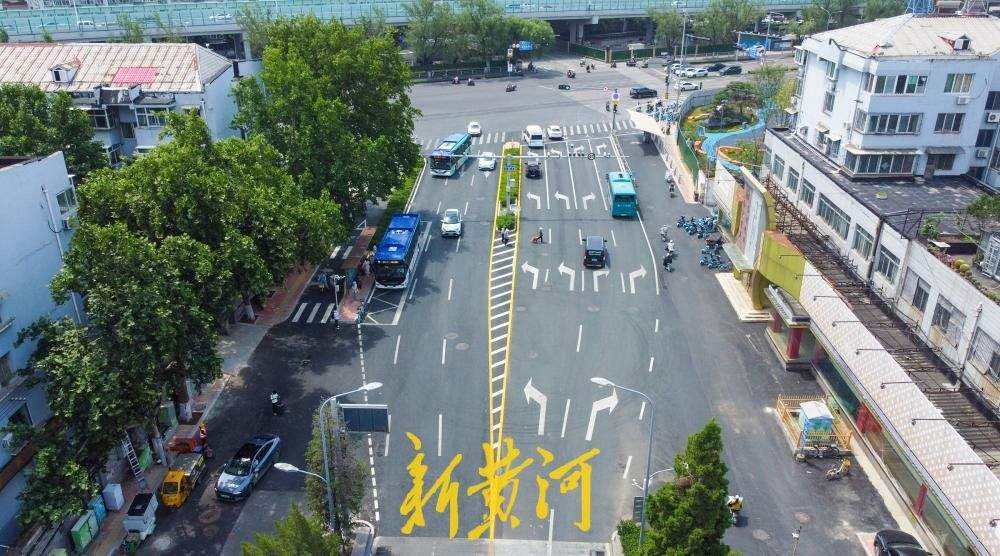 生产路提升改造初具规模，双向六车道使通行更顺畅