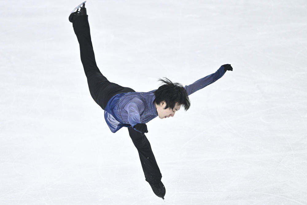 花滑全锦赛：金博洋、金书贤分获男、女单冠军