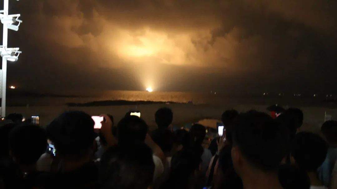 一箭十一星！捷龙三号遥六运载火箭在山东日照近海海域成功发射