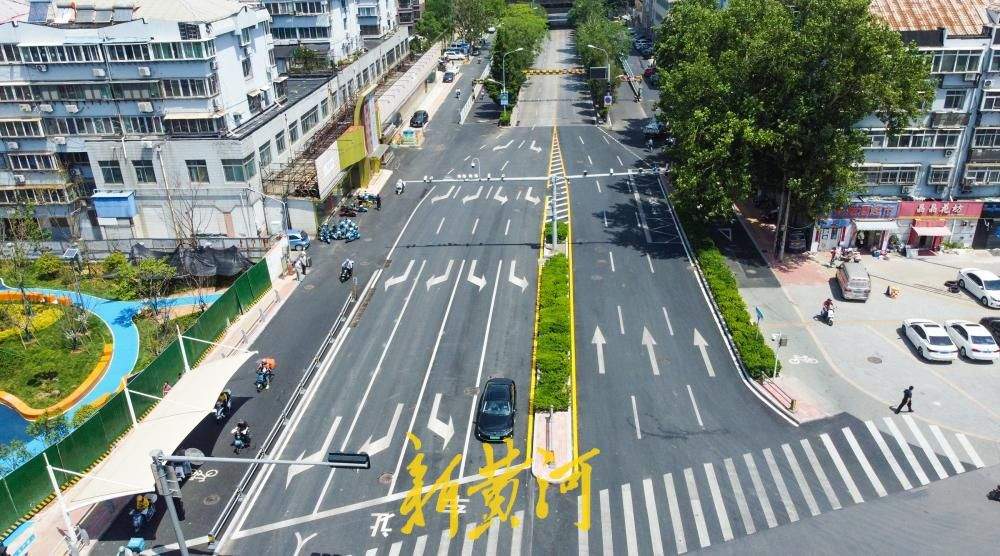 生产路提升改造初具规模，双向六车道使通行更顺畅
