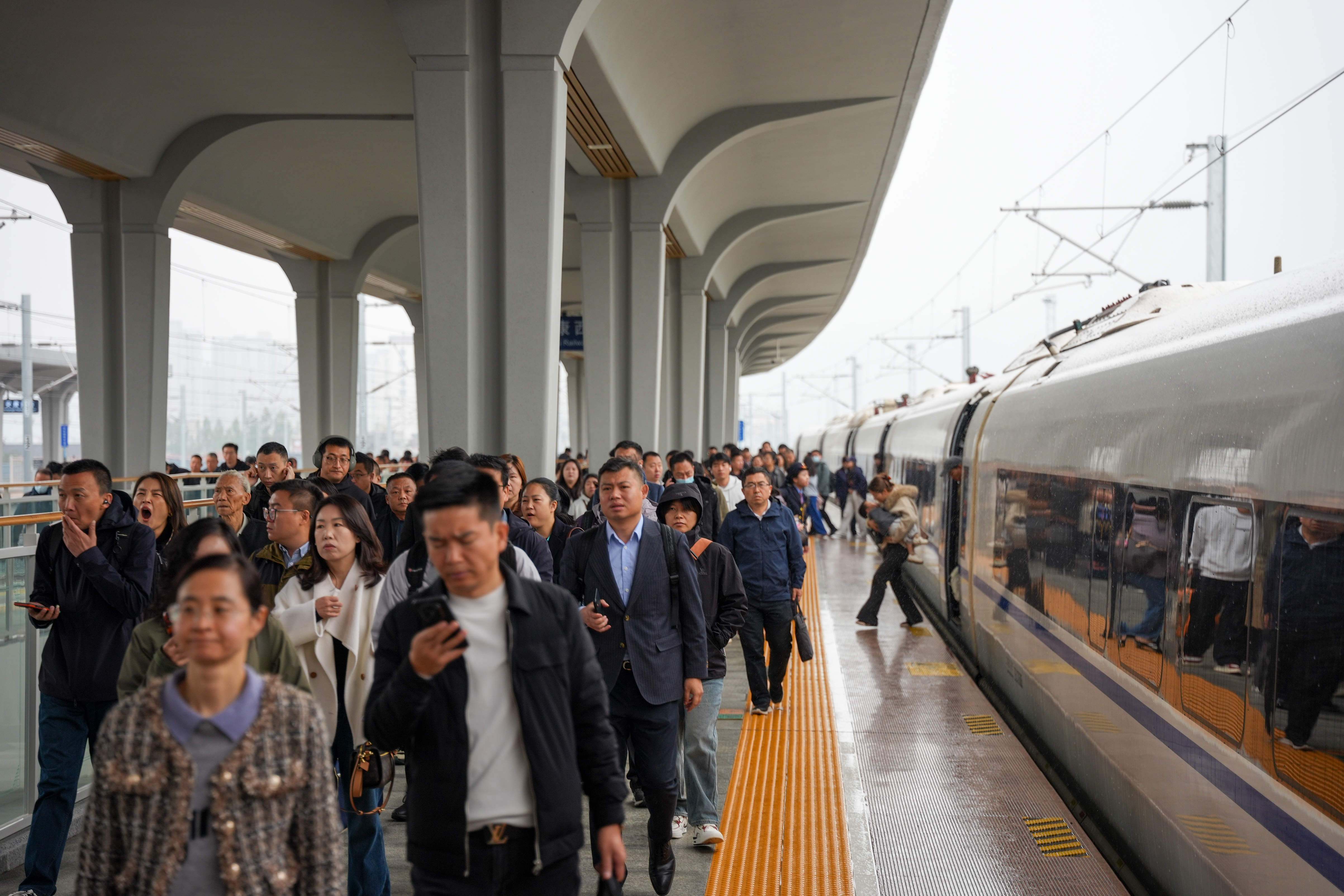 西康高铁开通“满月”,累计运送旅客48.1万人次