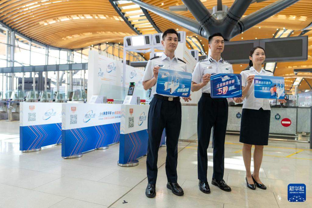 港珠澳大桥香港口岸本月25日将启用“无感通关”
