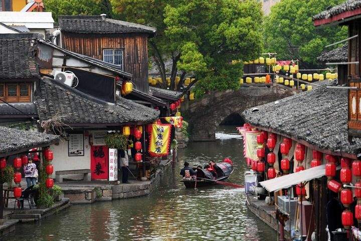 经济大省研究新情况解决新问题一线调研