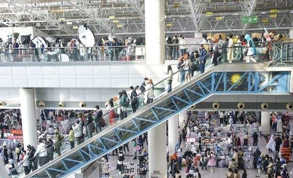 春节后济南首个大型展会开启 数千动漫爱好者盛装观展