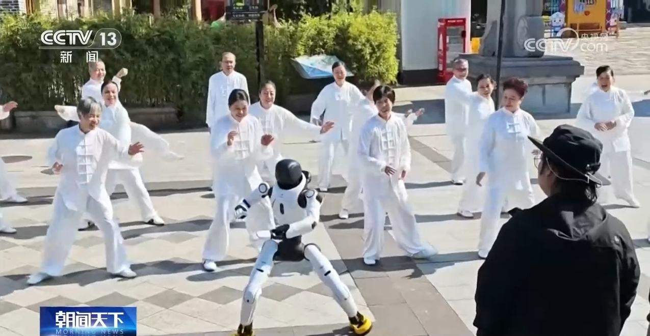 从单纯设备出租到专业服务 机器人租赁市场有点“燃”