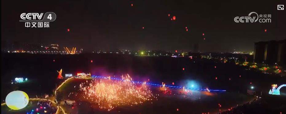 各地多彩活动庆中秋：同赏中秋月 同圆家国情