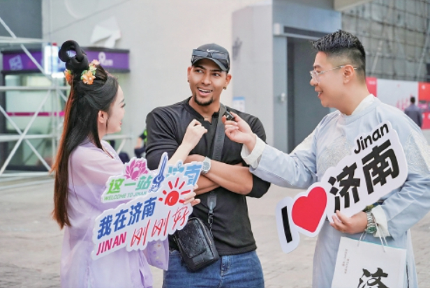 2025“济南的冬天”文旅推介会精彩亮相大湾区
