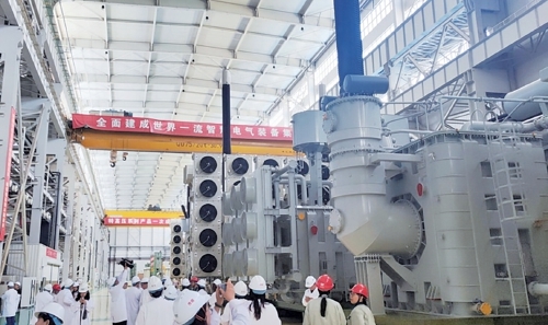 连续182台零故障 济南造出世界级“电力心脏” 正守护在高原、荒野戈壁、城市电网等诸多角落