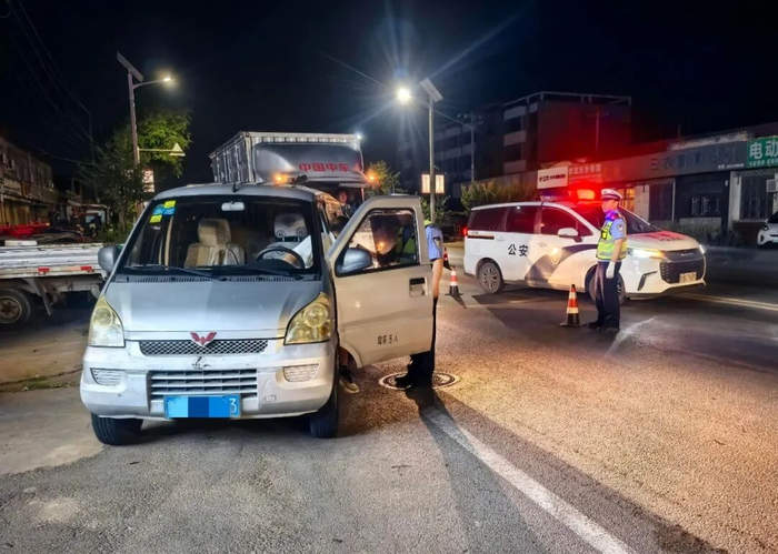 全力防范恶性交通事故，山东专项治理务工务农面包车超员超载