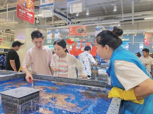 生鲜商战换打法!从盒马鲜生西城首店、京东冷链等消费火爆看生鲜赛道
