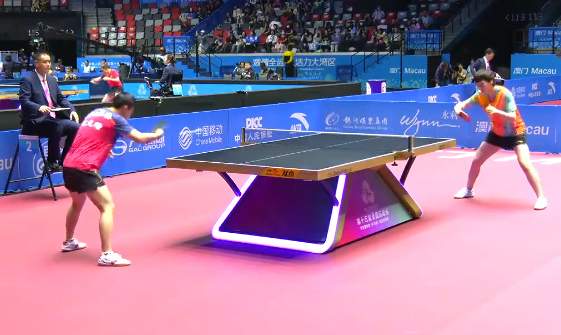 决胜局大逆转 王曼昱晋级全运会乒乓球女单16强