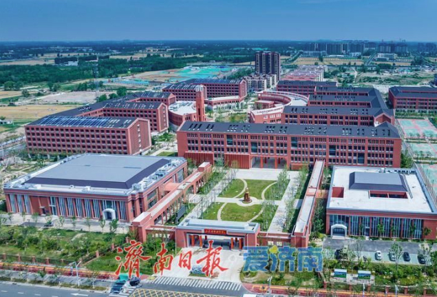 山东省实验中学鹊华校区9月1日投用 72个班可容纳3500名学生