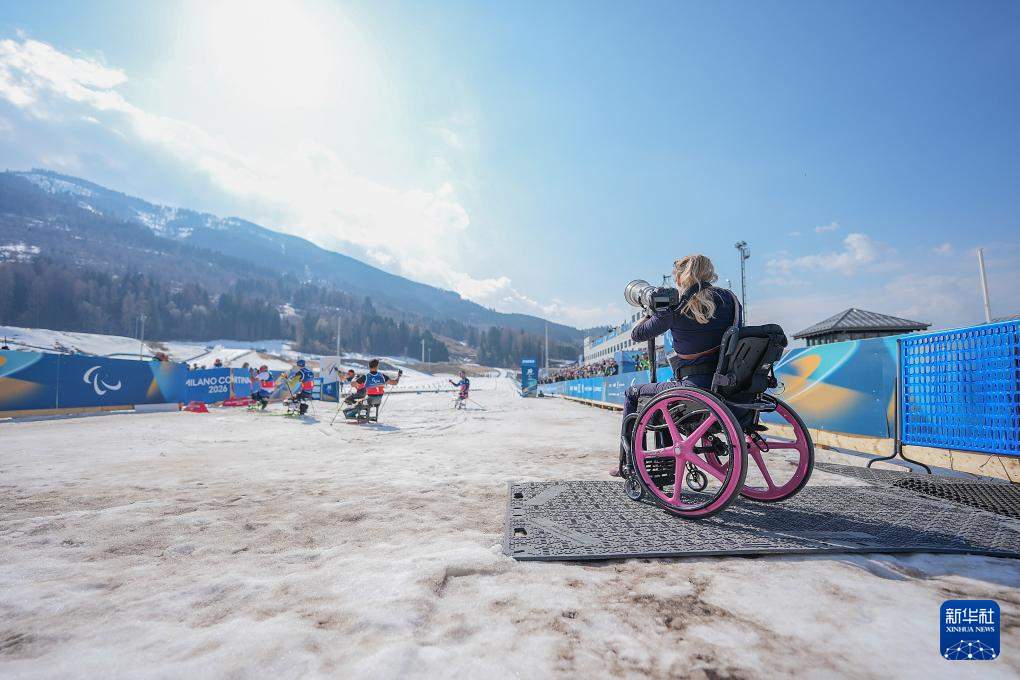 冬残奥会——越野滑雪男子短距离（坐姿）：中国选手刘子旭夺冠