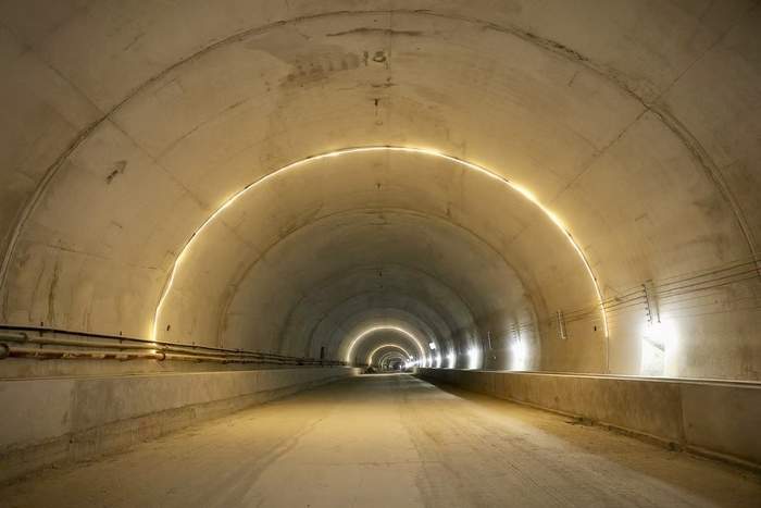 董梁沈新高速六条隧道全部贯通