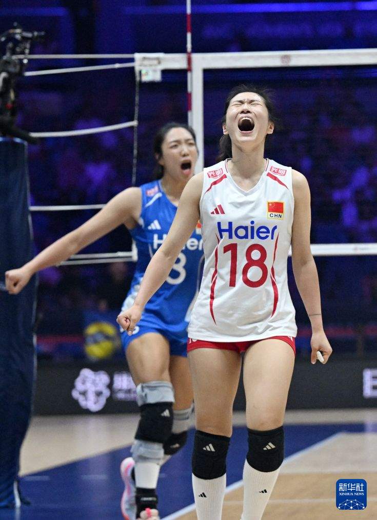 中国女排再次完胜伊朗队 晋级亚锦赛决赛