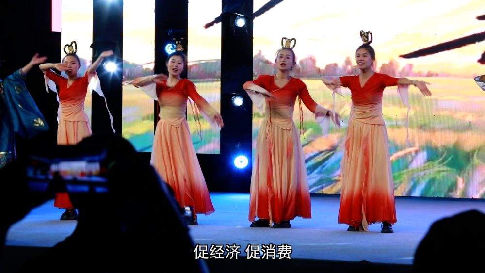 新华视点｜深耕特色文旅 绘就富民画卷