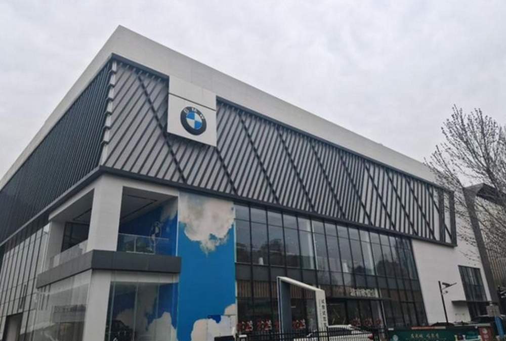 宝马汽车降价，14万买纯电SUV 记者探访济南宝马4S店