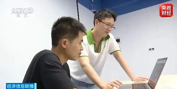 上线即秒光，有人学完业务量暴涨5倍！职场人纷纷涌入