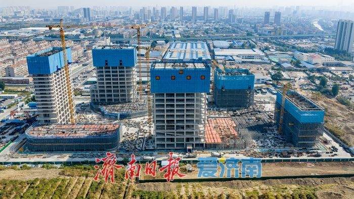 济南第二座弘阳广场落地槐荫美里湖 打造西部城市更新民生商业标杆
