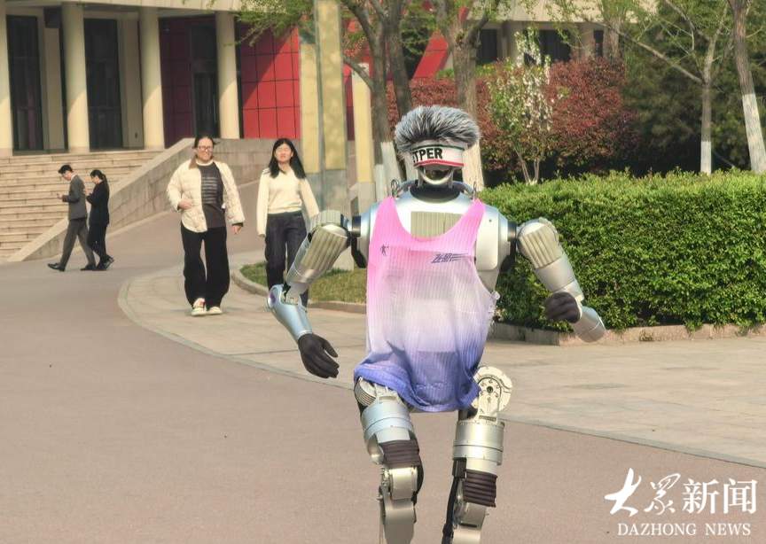 备战半马,山东机器人“行者泰山”长出“耳朵”
