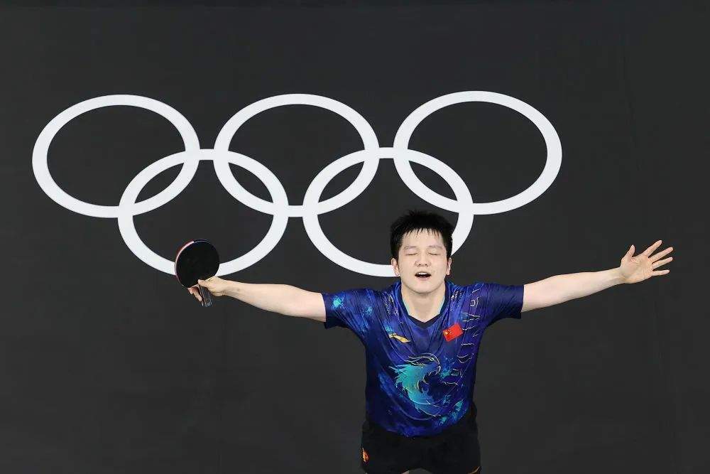 特写:小胖这场球太费心脏了 樊振东临危受命上演极限逆转