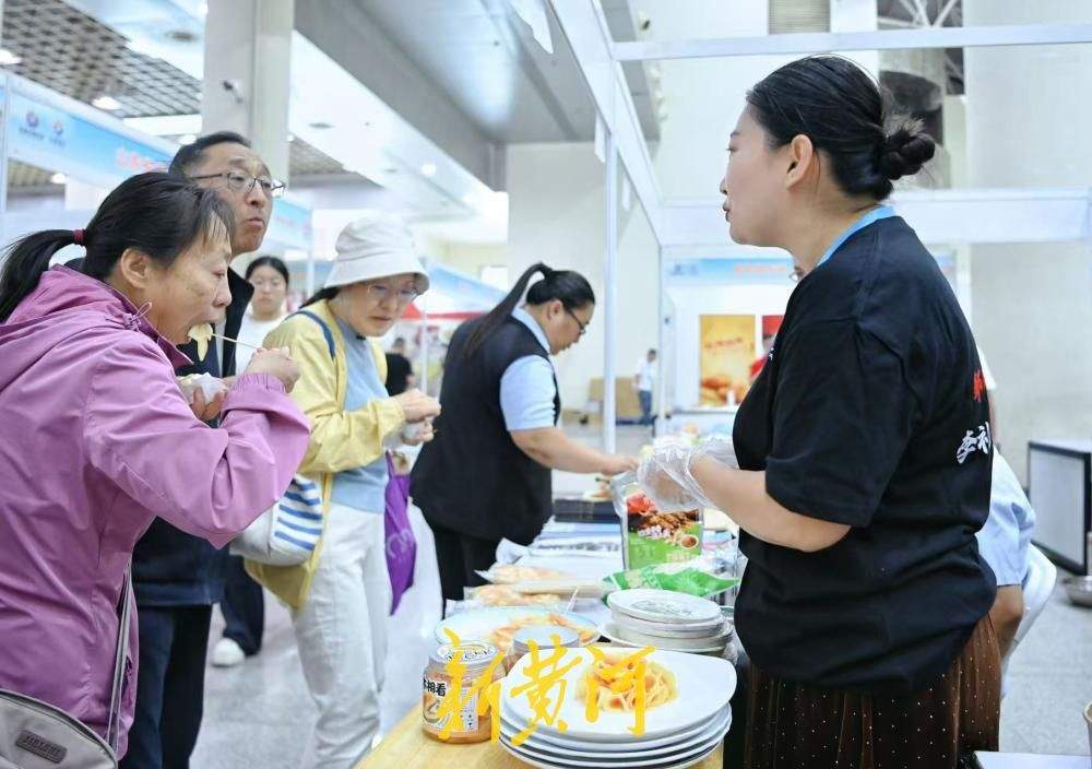 舌尖盛宴！鲁菜美食推广季开启，市民沉浸式逛吃