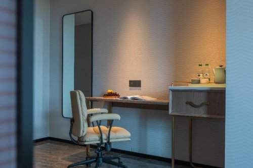 一只行李箱与一份信赖:宜尚酒店在中档赛道重新定义“服务”价值