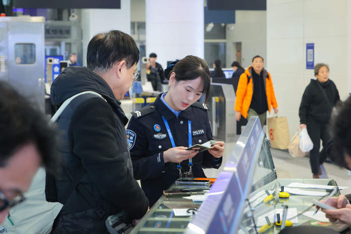 春节假期将有29700余名人员通过济南口岸出入境,济南边检站发布“两公布一提示”