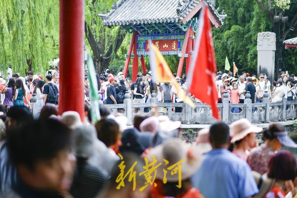一年四季 泉在济南｜炎炎夏日，来济南赴一场“泉水游”吧