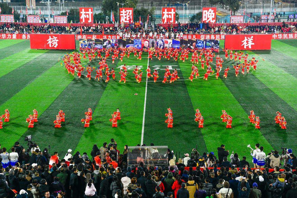 习近平的两会时间丨关键时期，总书记为健康中国建设明方向