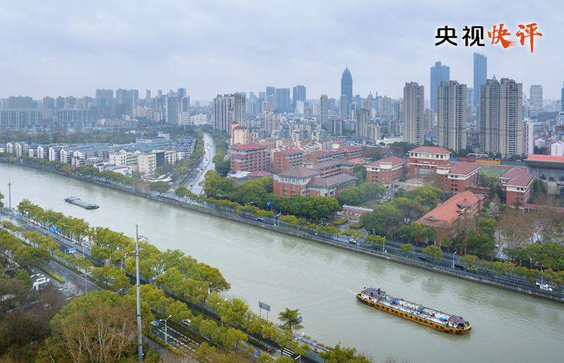 央视快评丨在研究新情况解决新问题上下功夫出经验