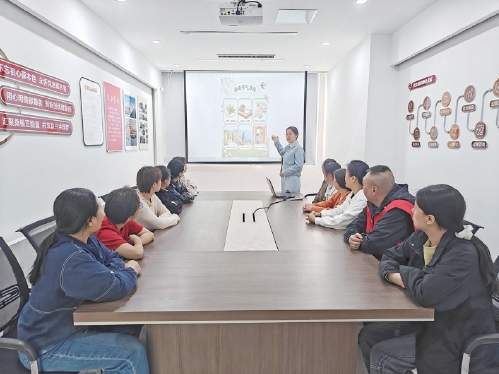 以文明实践之笔 绘出春日里的斑斓画卷