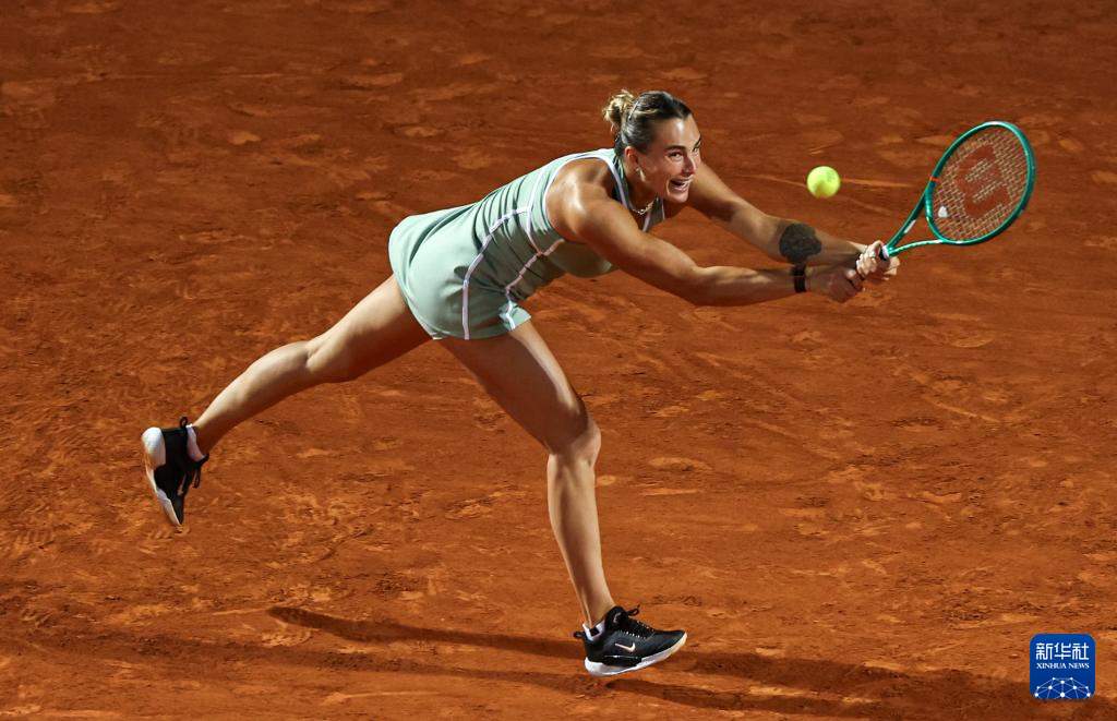 WTA1000罗马站：萨巴伦卡晋级32强